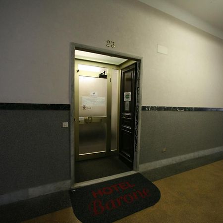 Hotel Barone Генуя Экстерьер фото