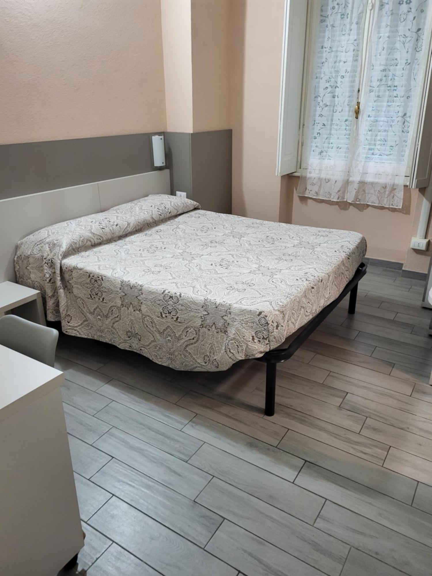 Hotel Barone Генуя Экстерьер фото