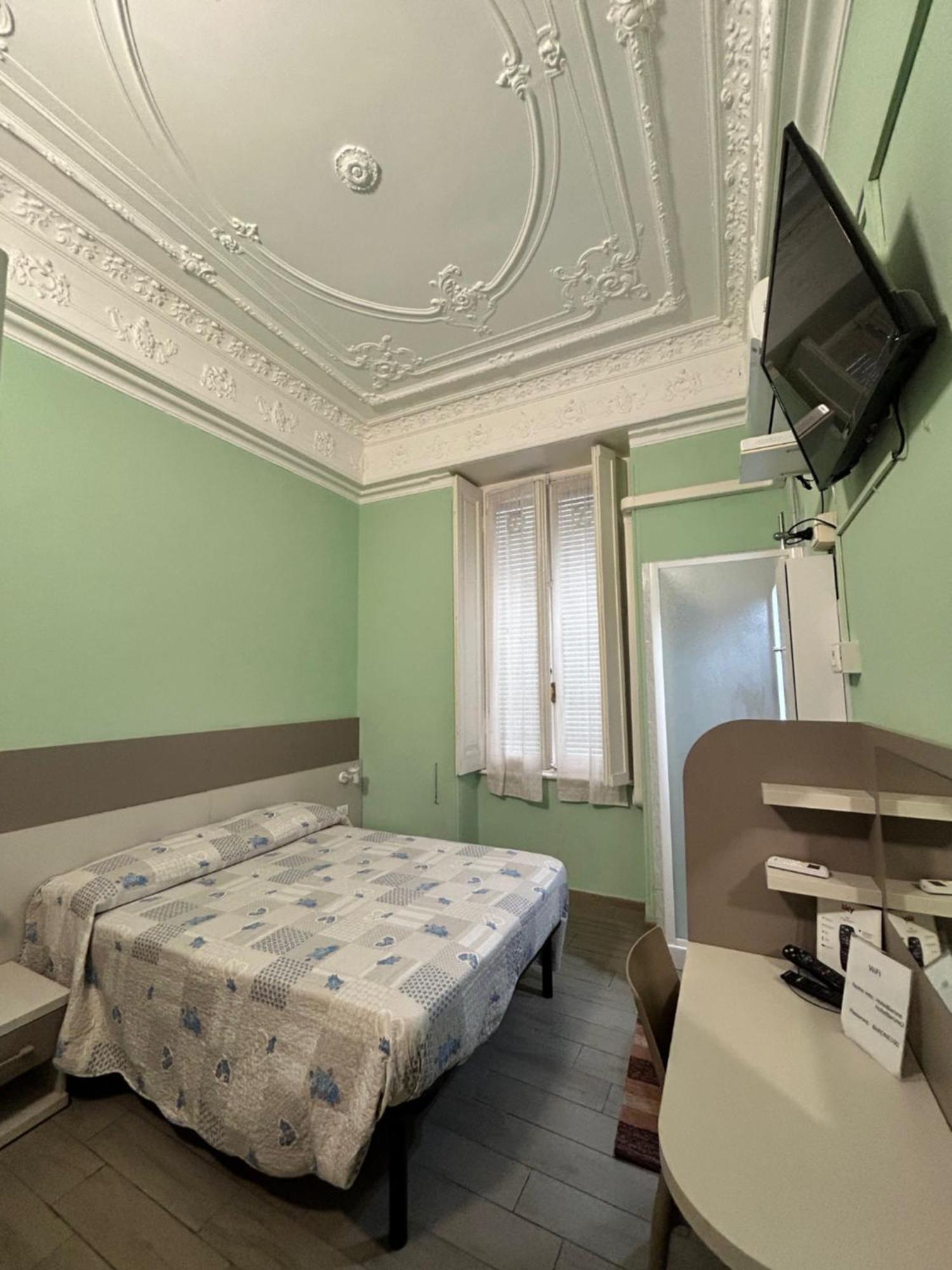 Hotel Barone Генуя Экстерьер фото
