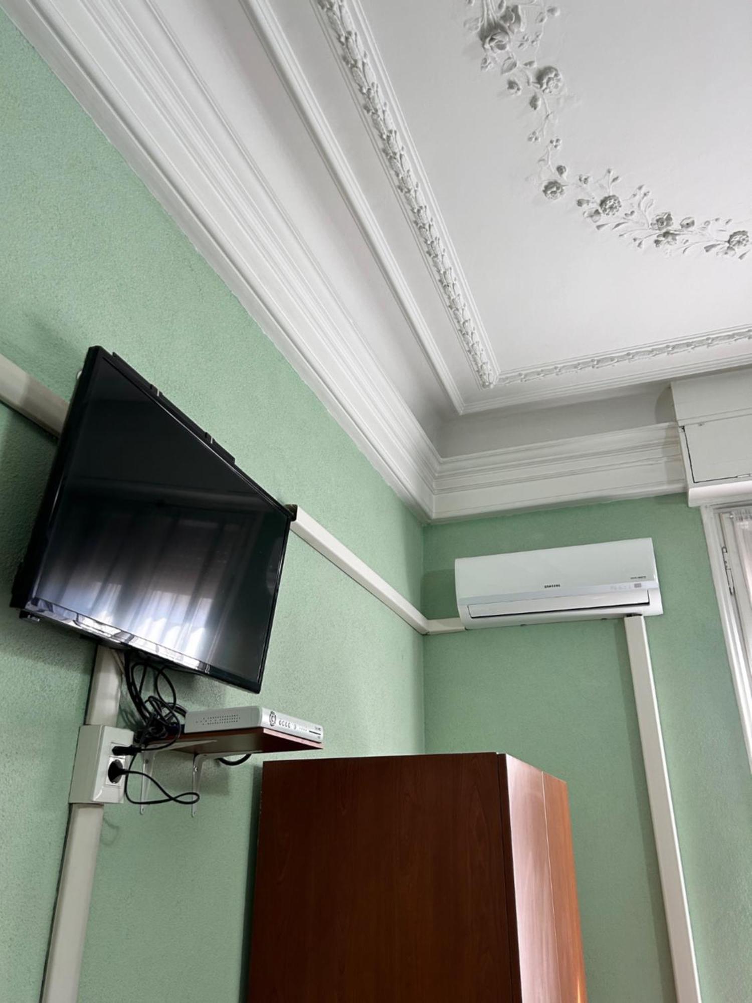 Hotel Barone Генуя Экстерьер фото